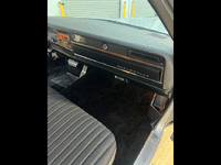 Image 17 of 27 of a 1976 OLDSMOBILE 98