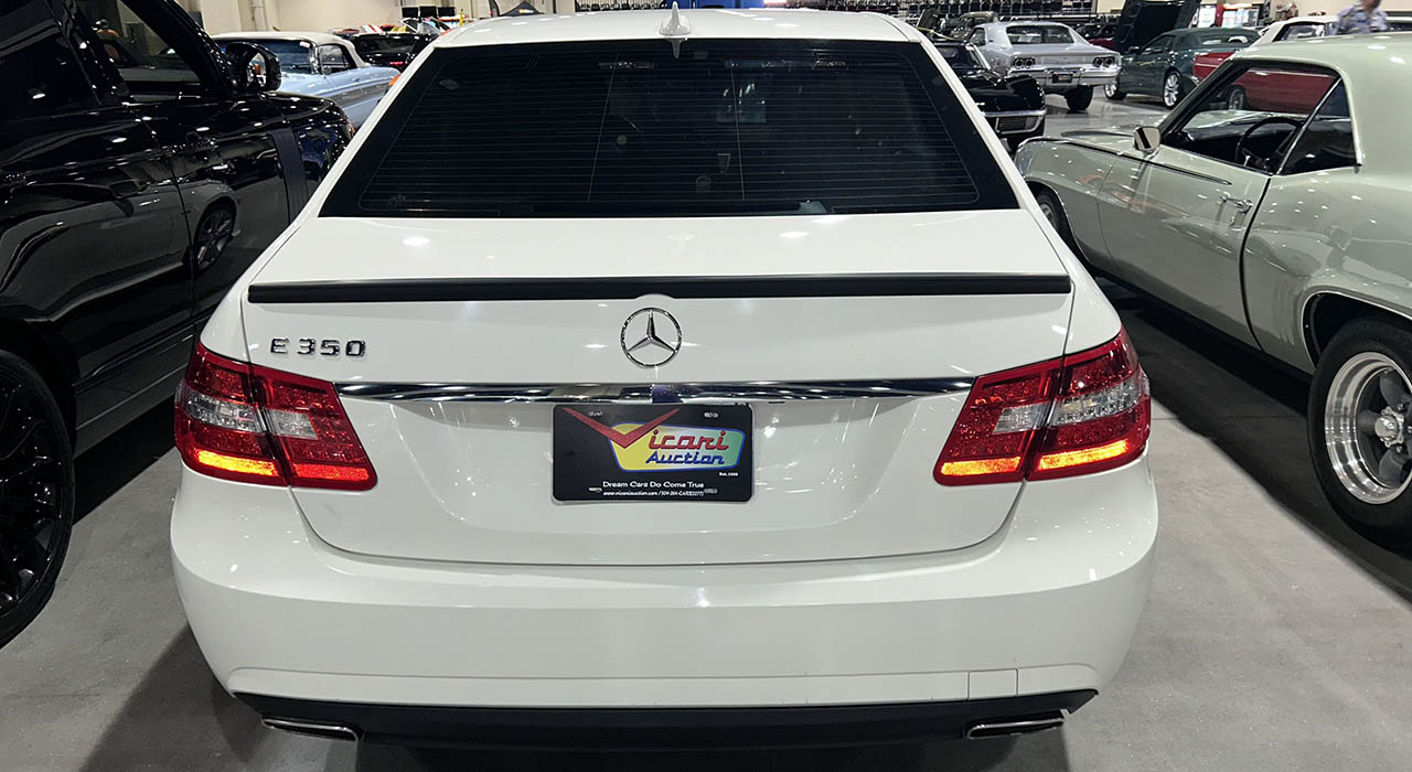 3rd Image of a 2012 MERCEDES E-CLASS E350