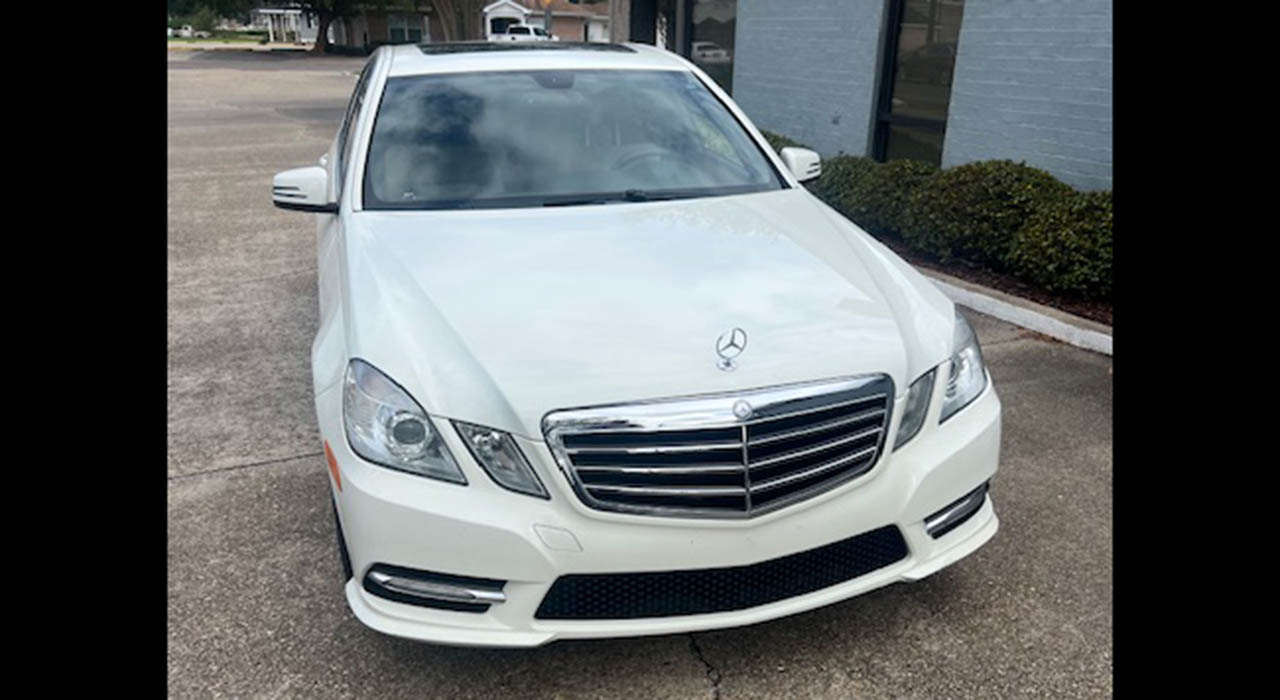 11th Image of a 2012 MERCEDES E-CLASS E350