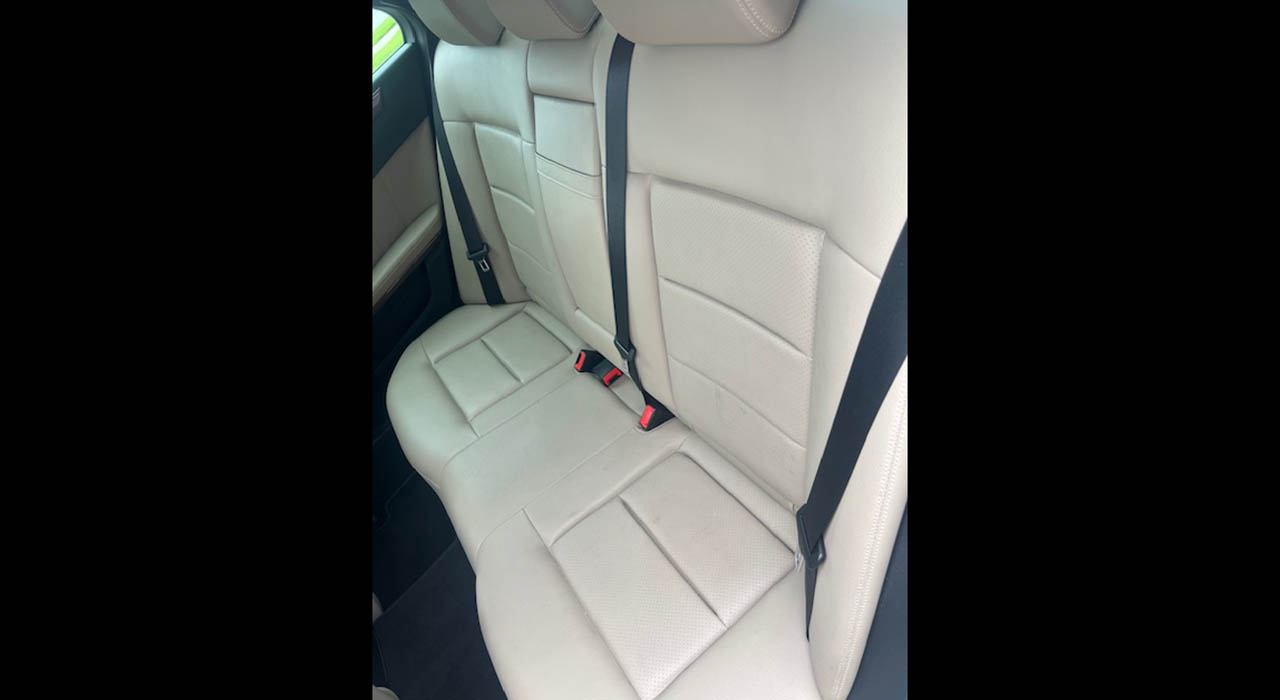 18th Image of a 2012 MERCEDES E-CLASS E350