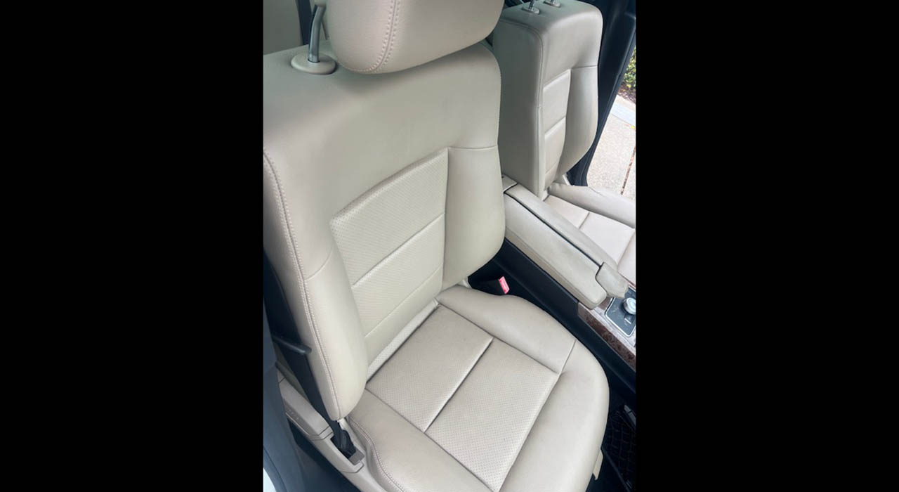 21st Image of a 2012 MERCEDES E-CLASS E350