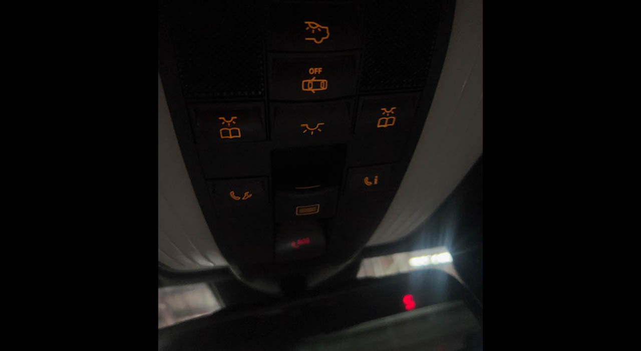 29th Image of a 2012 MERCEDES E-CLASS E350