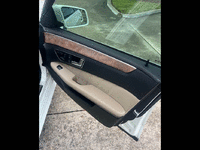 Image 23 of 31 of a 2012 MERCEDES E-CLASS E350