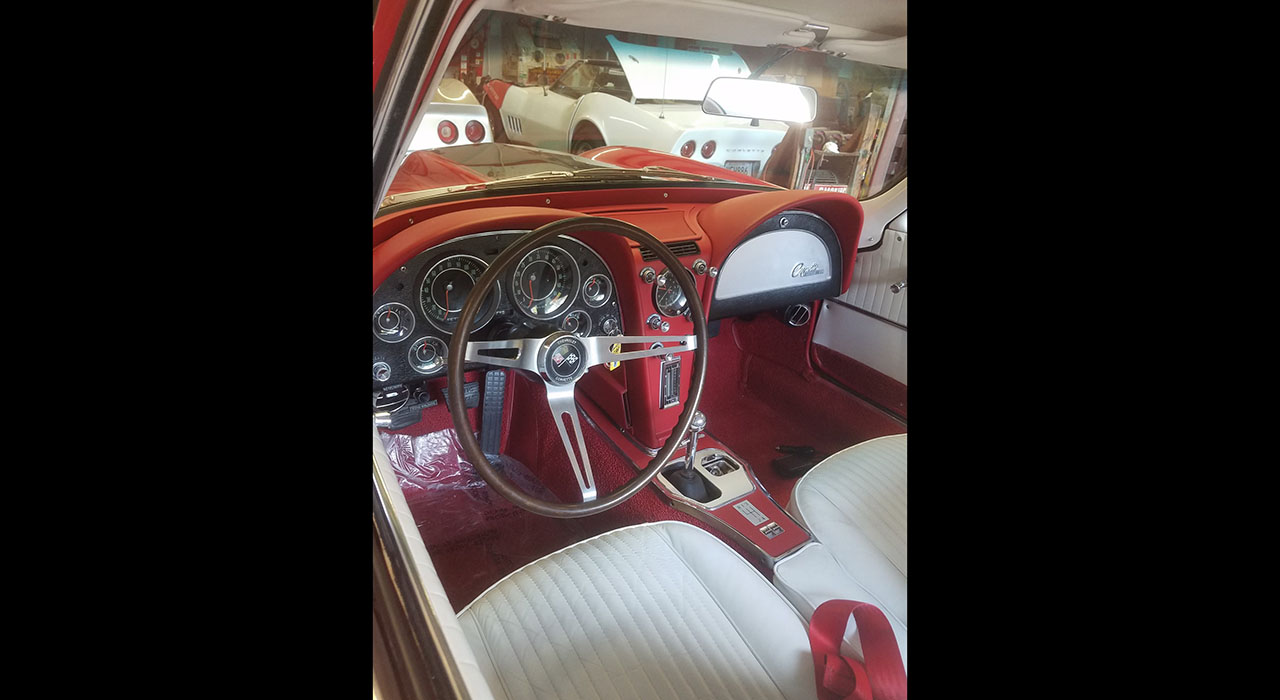 3rd Image of a 1964 CHEVROLET CORVETTE