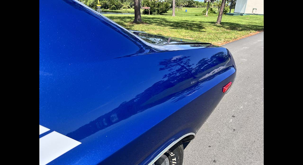 7th Image of a 1972 DODGE CHALLENGER RALLYE EDITION