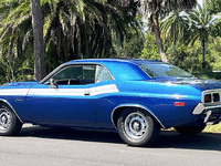 Image 3 of 10 of a 1972 DODGE CHALLENGER RALLYE EDITION