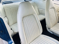 Image 9 of 10 of a 1972 DODGE CHALLENGER RALLYE EDITION