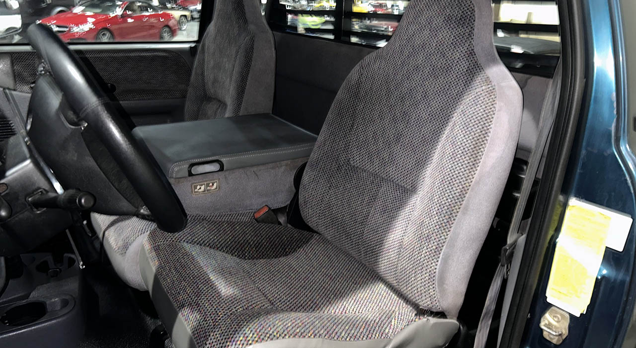 10th Image of a 1998 DODGE RAM PICKUP 3500