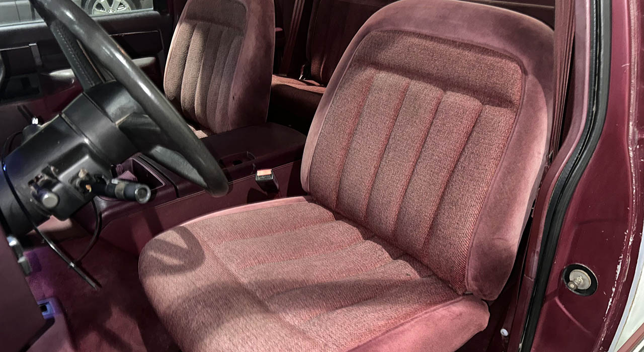 7th Image of a 1988 CHEVROLET K2500