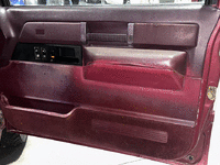 Image 7 of 15 of a 1988 CHEVROLET K2500