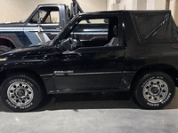 Image 3 of 12 of a 1992 SUZUKI SIDEKICK