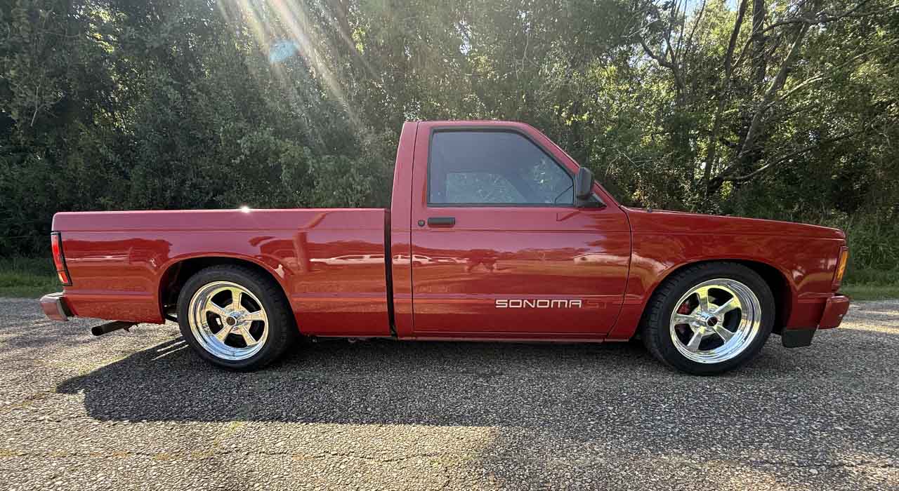 6th Image of a 1991 GMC SONOMA