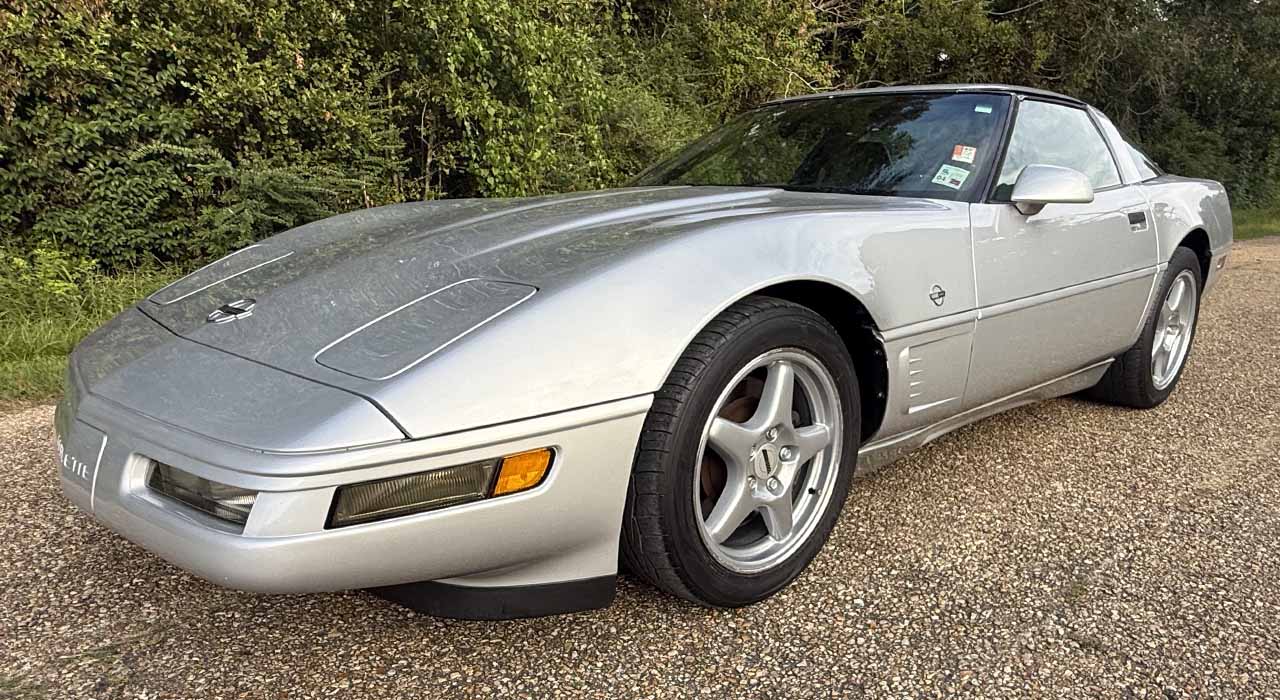 0th Image of a 1996 CHEVROLET CORVETTE