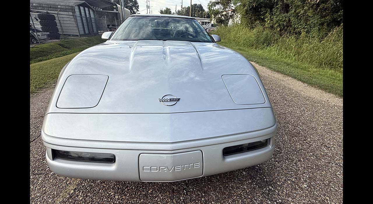 7th Image of a 1996 CHEVROLET CORVETTE
