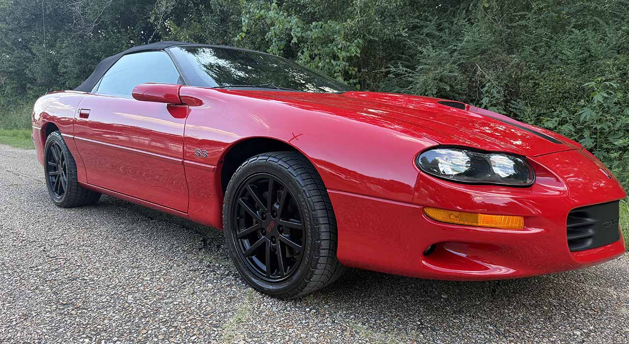 2nd Image of a 2002 CHEVROLET CAMARO Z28