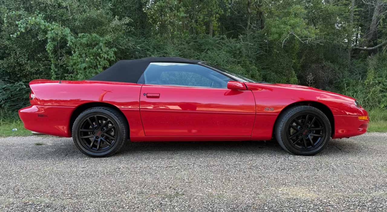 5th Image of a 2002 CHEVROLET CAMARO Z28
