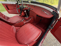 Image 10 of 16 of a 1961 AUSTIN HEALEY SPRITE