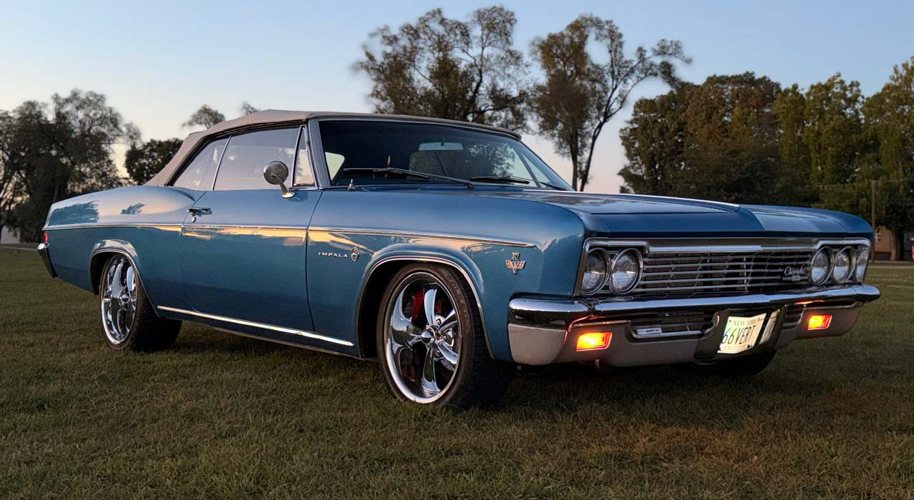 3rd Image of a 1966 CHEVROLET IMPALA