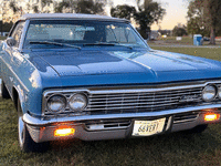 Image 5 of 18 of a 1966 CHEVROLET IMPALA