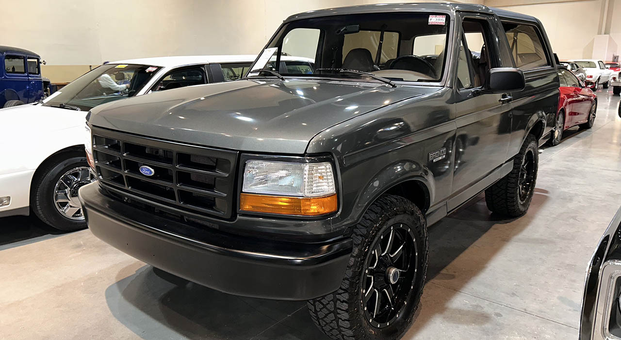 0th Image of a 1993 FORD BRONCO