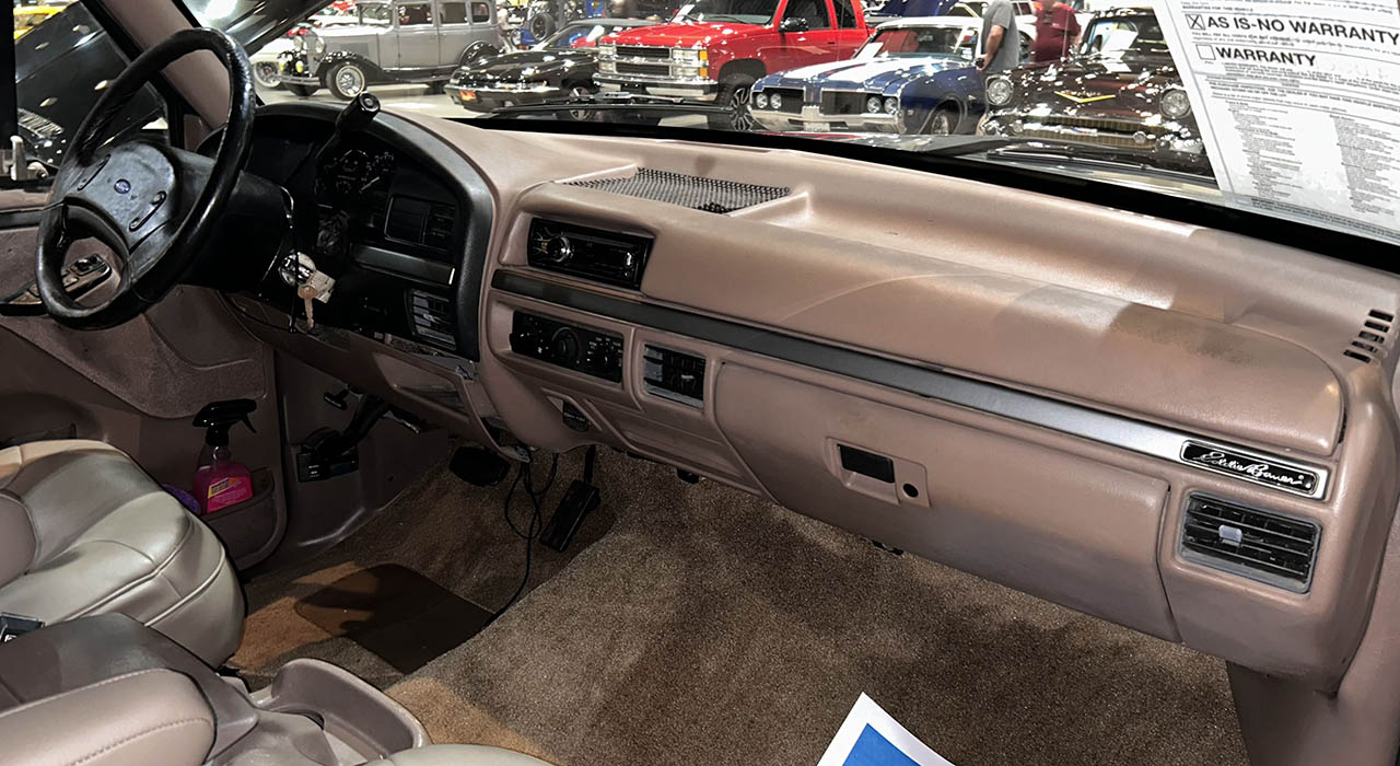 8th Image of a 1993 FORD BRONCO