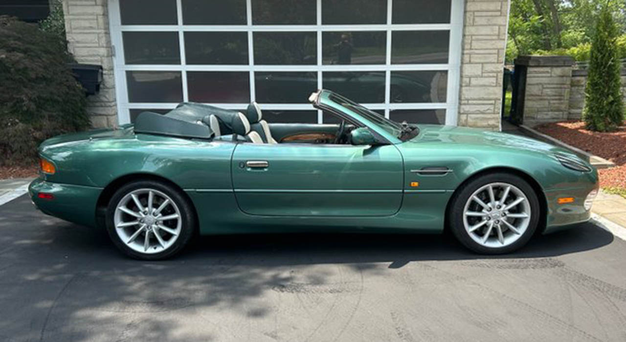 2nd Image of a 2001 ASTON MARTIN DB7 VANTAGE VOLANTE
