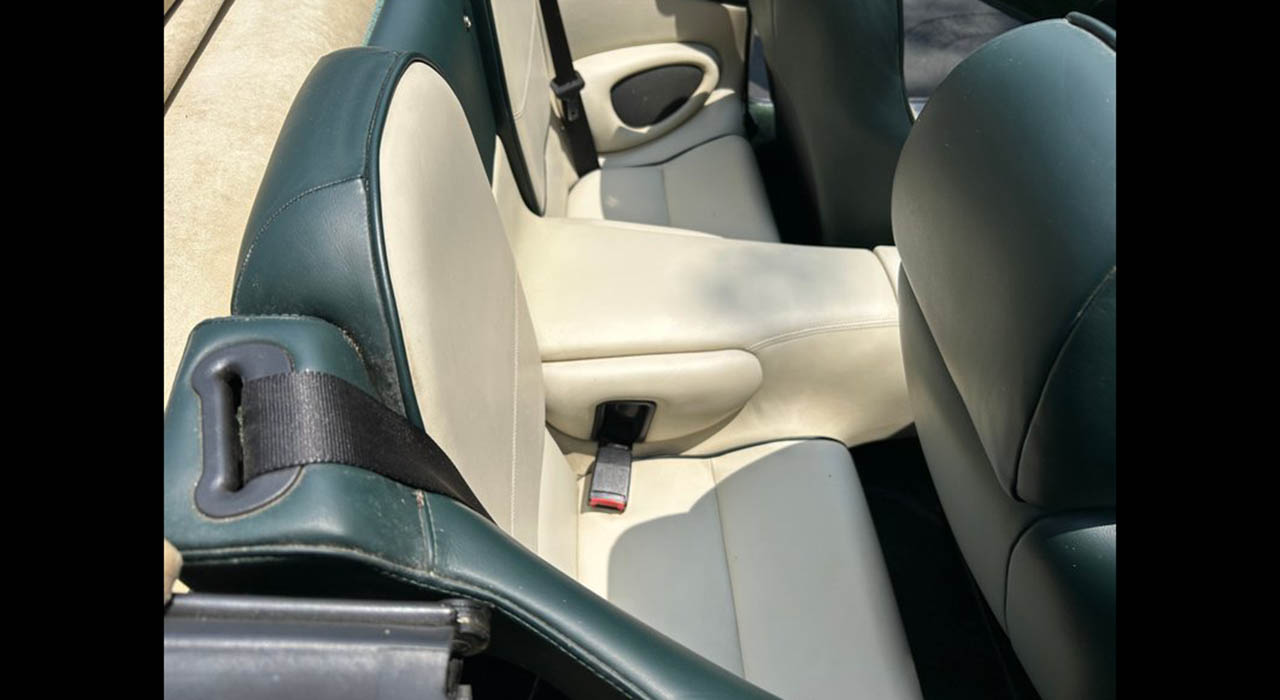 7th Image of a 2001 ASTON MARTIN DB7 VANTAGE VOLANTE