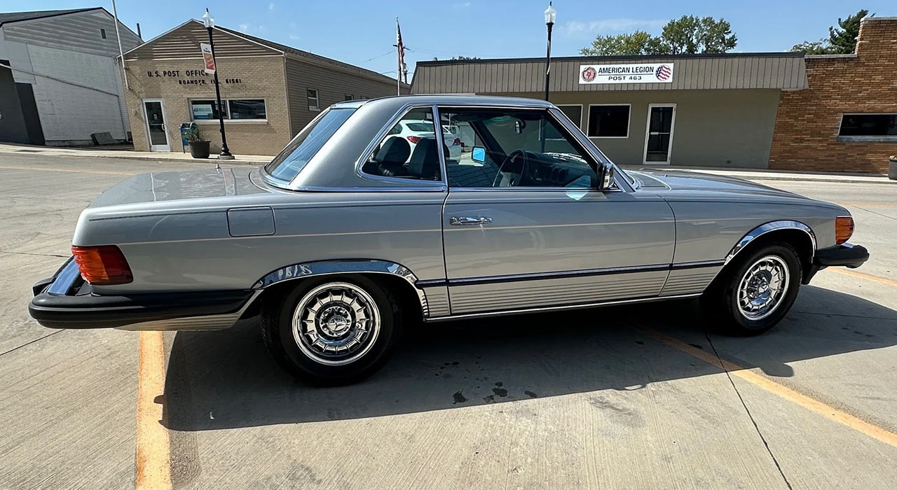 8th Image of a 1982 MERCEDES-BENZ 380 380SL