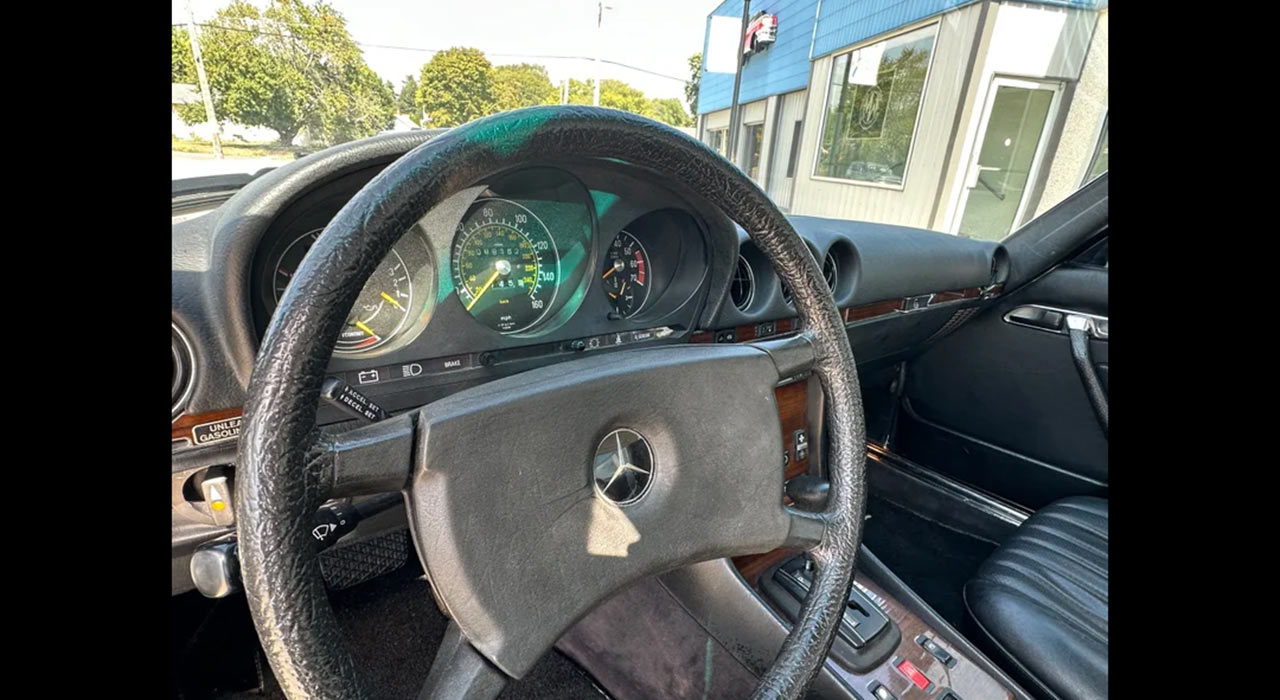 15th Image of a 1982 MERCEDES-BENZ 380 380SL