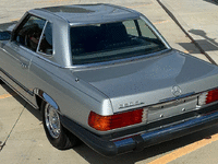 Image 8 of 20 of a 1982 MERCEDES-BENZ 380 380SL