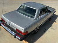 Image 10 of 20 of a 1982 MERCEDES-BENZ 380 380SL