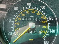 Image 17 of 20 of a 1982 MERCEDES-BENZ 380 380SL