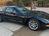 Image 2 of 5 of a 2001 CHEVROLET CORVETTE Z06