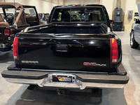 Image 4 of 13 of a 1997 GMC SIERRA C1500