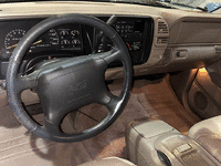 Image 8 of 13 of a 1997 GMC SIERRA C1500