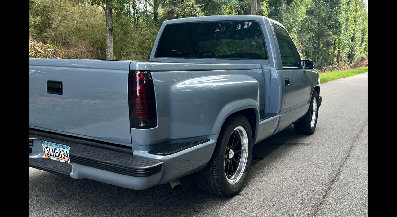 3rd Image of a 1993 GMC SIERRA C1500