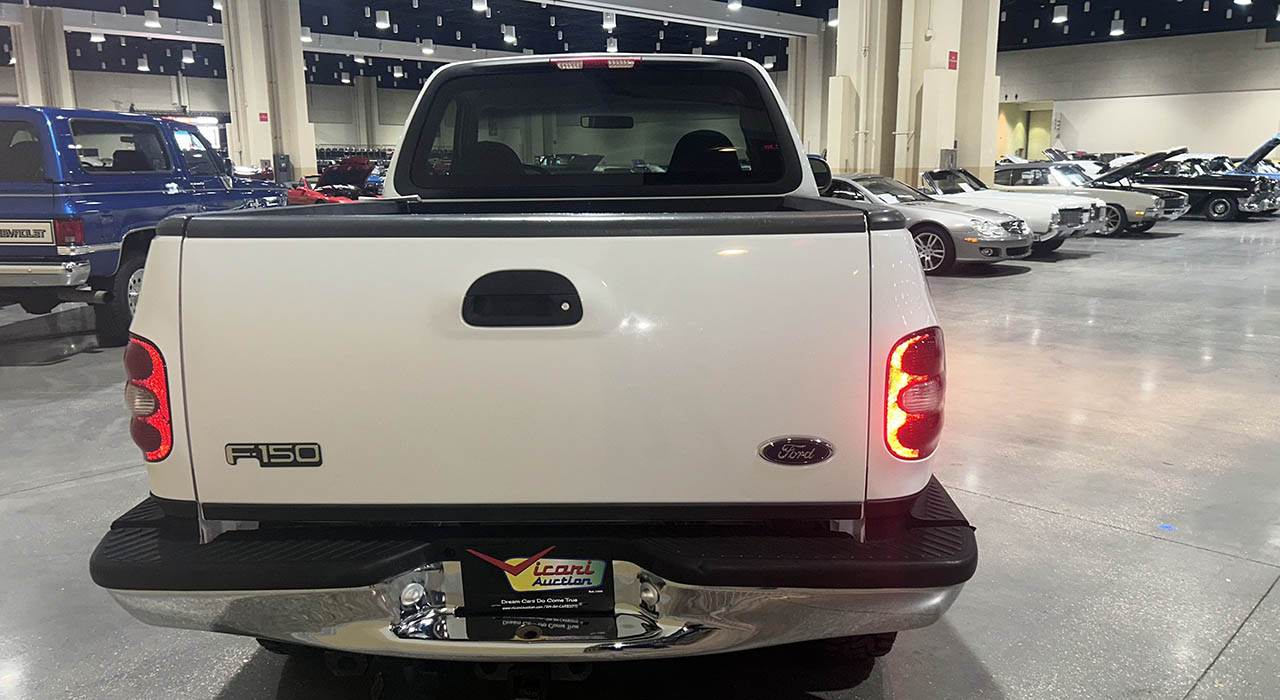 4th Image of a 1998 FORD F-150 1/2 TON 4X4