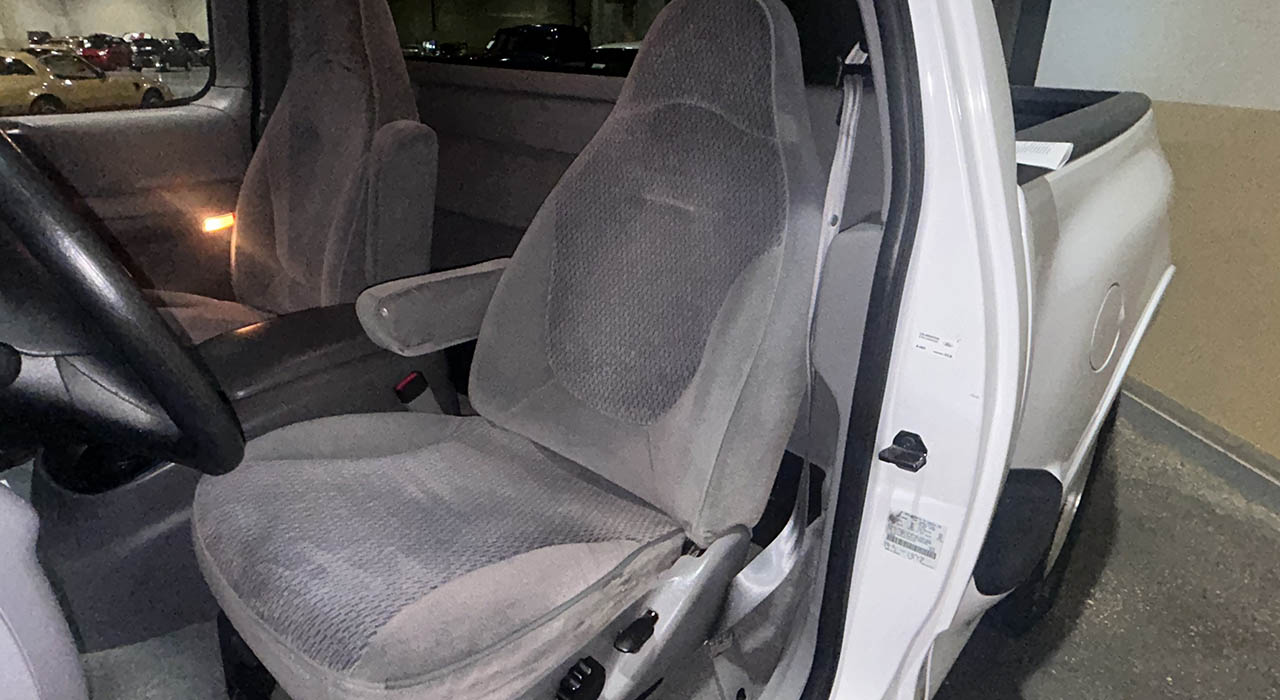 9th Image of a 1998 FORD F-150 1/2 TON 4X4