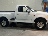 Image 3 of 14 of a 1998 FORD F-150 1/2 TON 4X4