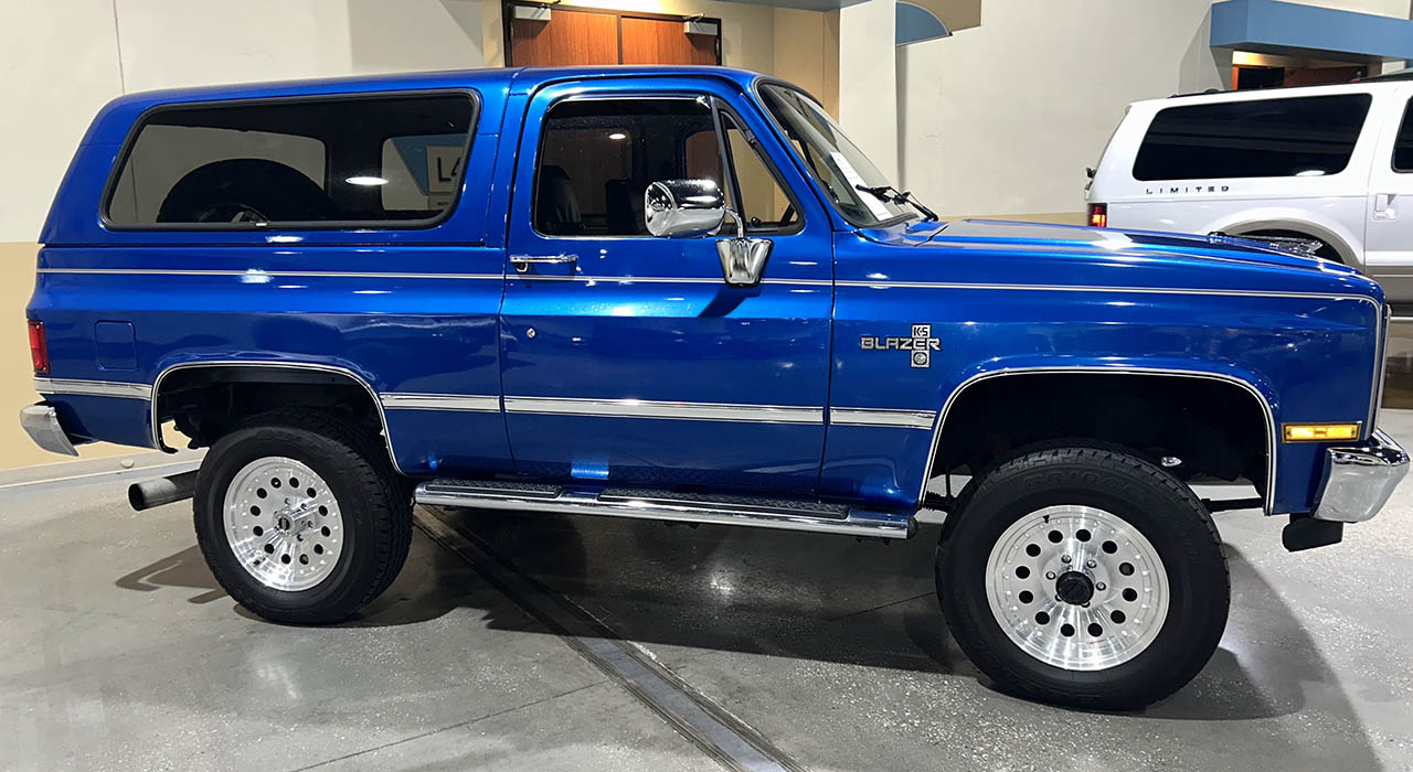 1st Image of a 1986 CHEVROLET D10 MILITARY BLAZER 1/2 TON