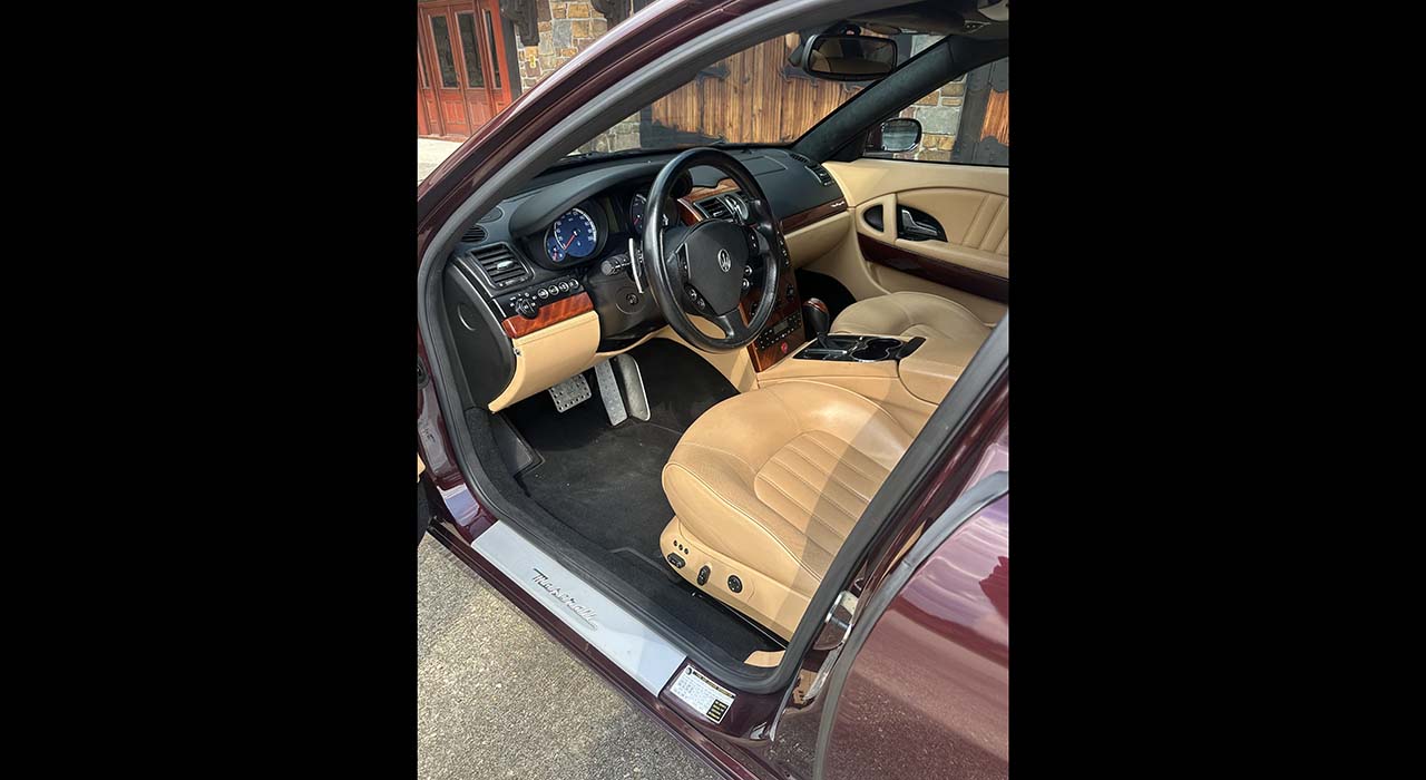 4th Image of a 2007 MASERATI QUATTROPORTE NORTH AMERICA SPECIF