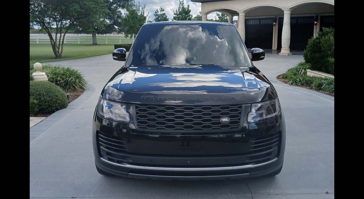 8th Image of a 2019 LAND ROVER RANGE ROVER HSE