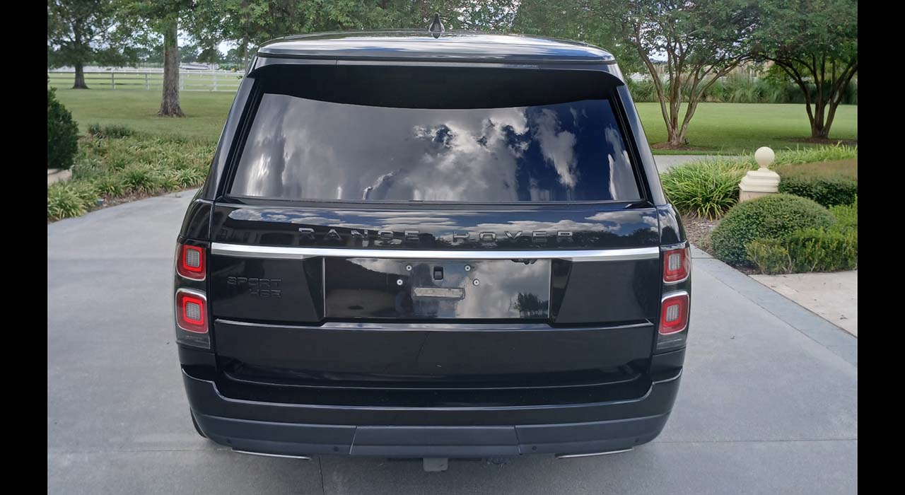 9th Image of a 2019 LAND ROVER RANGE ROVER HSE