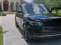 Image 4 of 11 of a 2019 LAND ROVER RANGE ROVER HSE