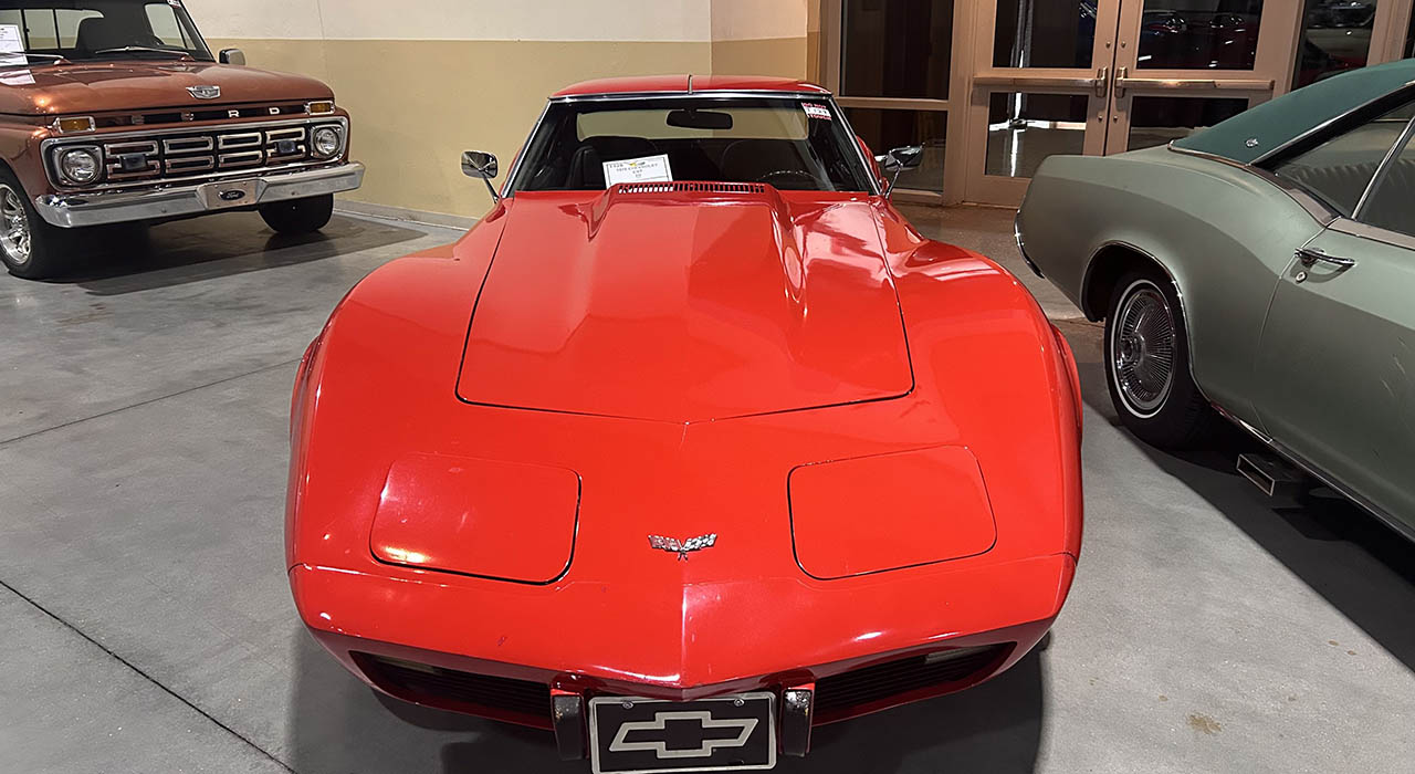 3rd Image of a 1976 CHEVROLET CVT