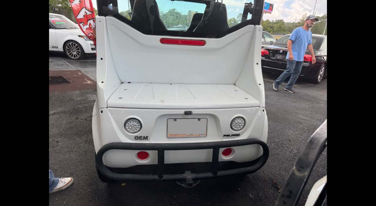 3rd Image of a 2016 GEM GEM CART E4