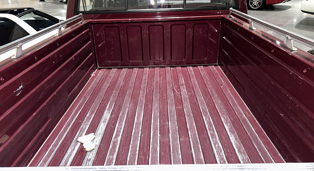4th Image of a 1989 CHEVROLET C1500