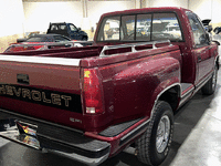 Image 2 of 14 of a 1989 CHEVROLET C1500