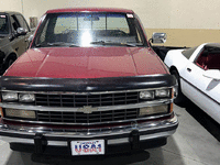 Image 3 of 14 of a 1989 CHEVROLET C1500