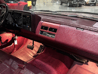 Image 10 of 14 of a 1989 CHEVROLET C1500